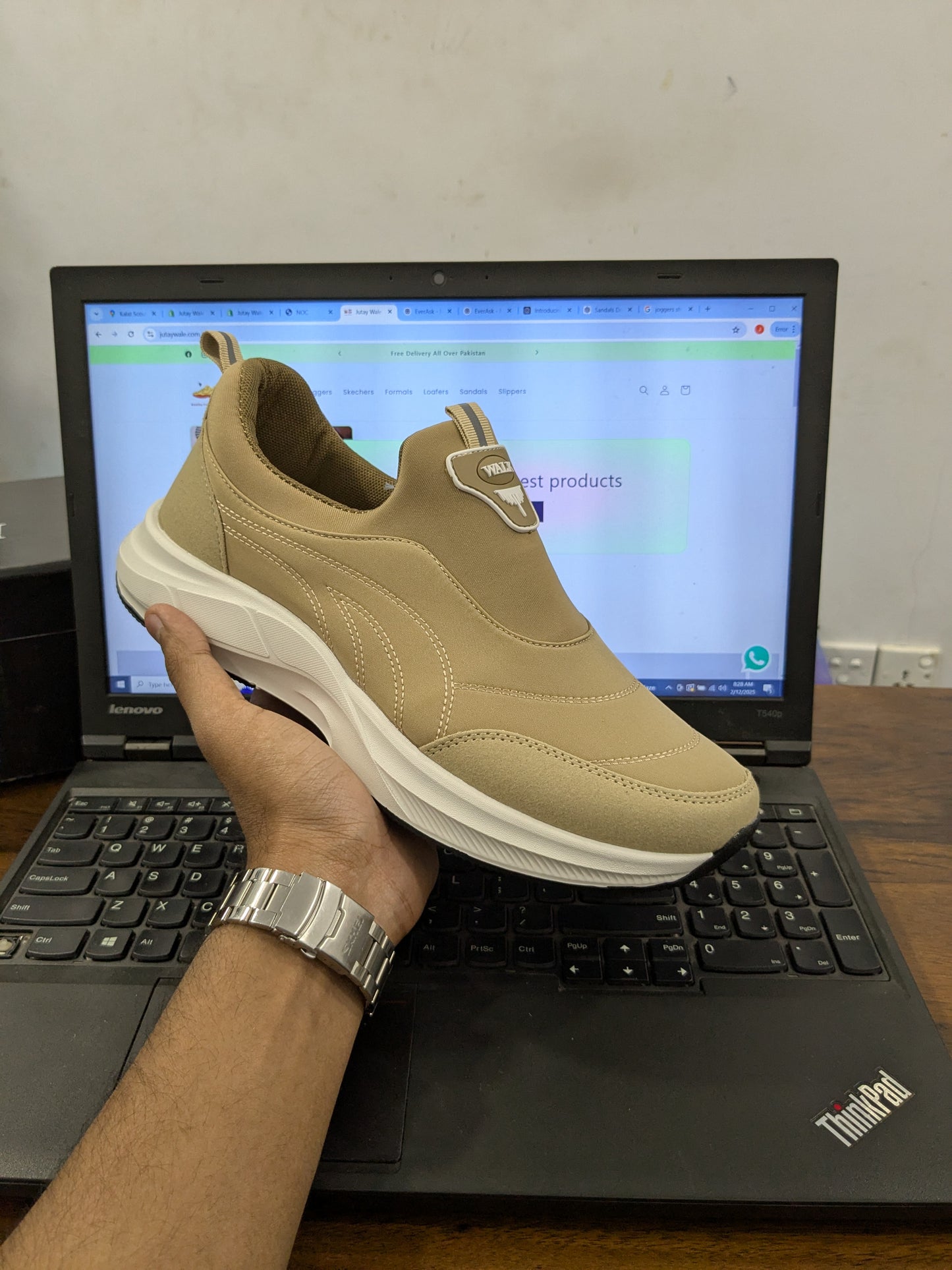 Walk Skechers