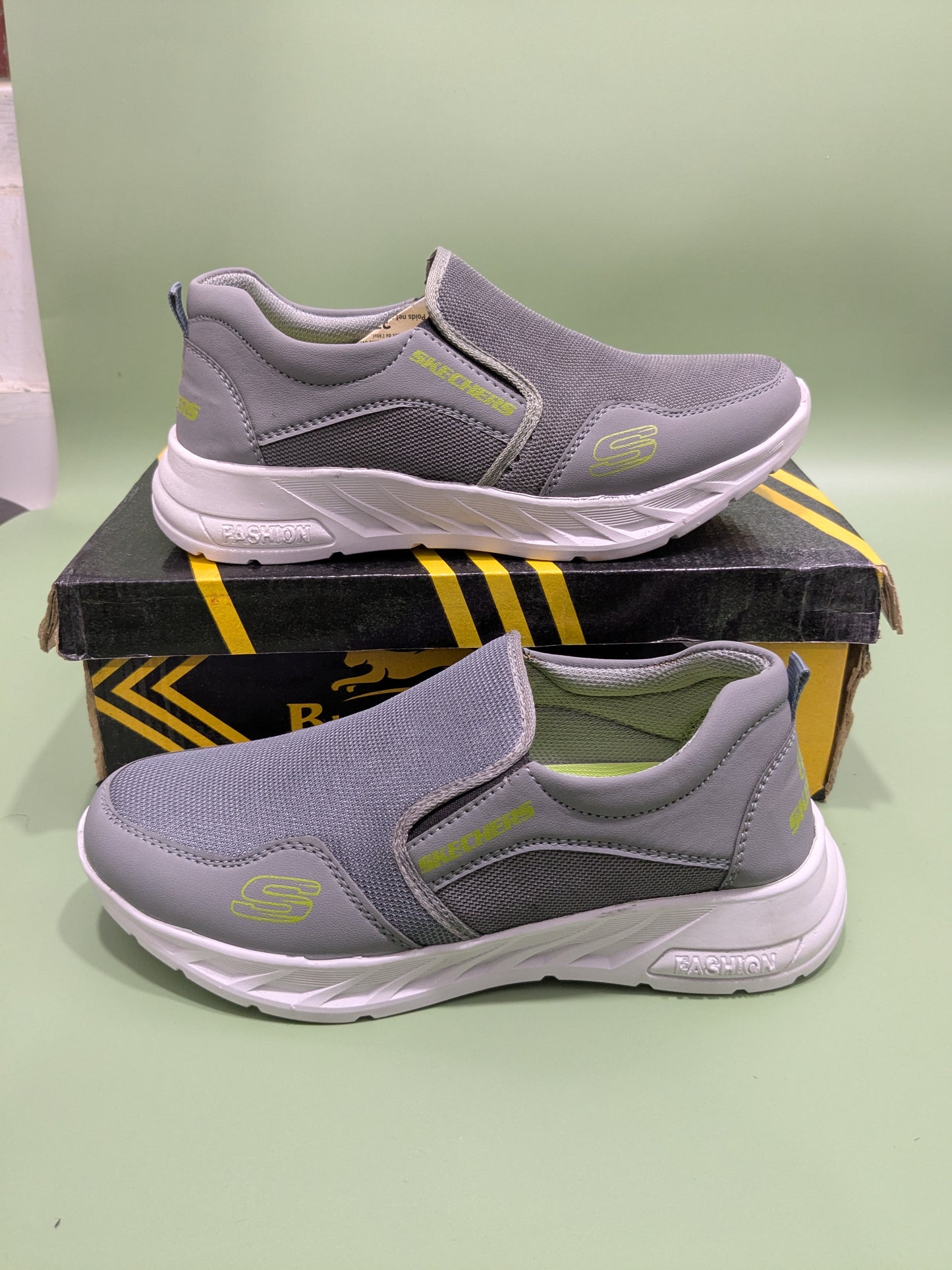 Men's Comfortable Skechers